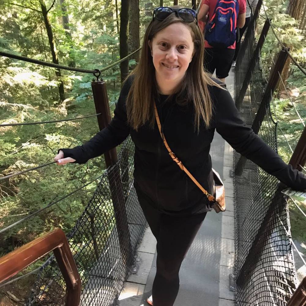 Meet your Posher, Amy